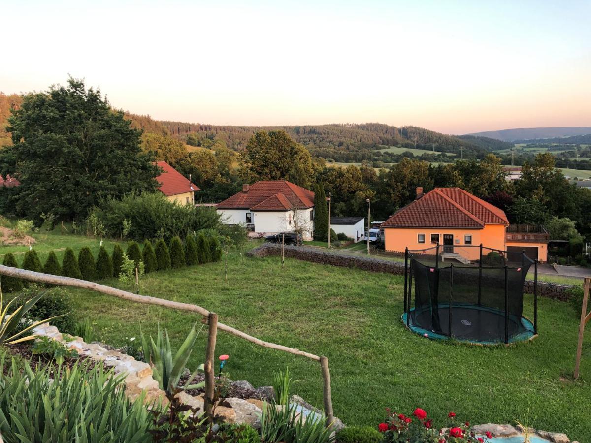 Ferienwohnung Haus Am Wald Wasungen Exterior foto